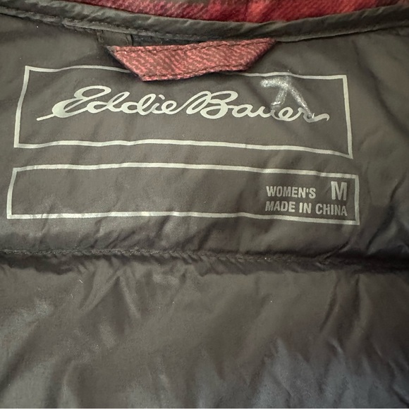 Eddie Bauer Woman’s Goose Down Puffer Vest Red Black Buffalo Plaid Medium - Picture 6 of 6